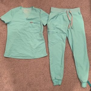 Figs Fresh Aqua scrubs